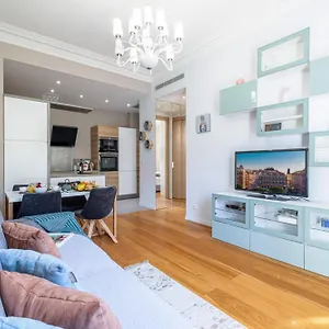 https://my-casa-joffre-49.fr-provencehotel.com